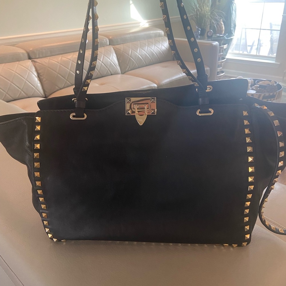 ๐ฎ๐น VALENTINO GARAVANI LARGE ROCKSTUD BAG๐ค๐ธ - Picture 4 of 9